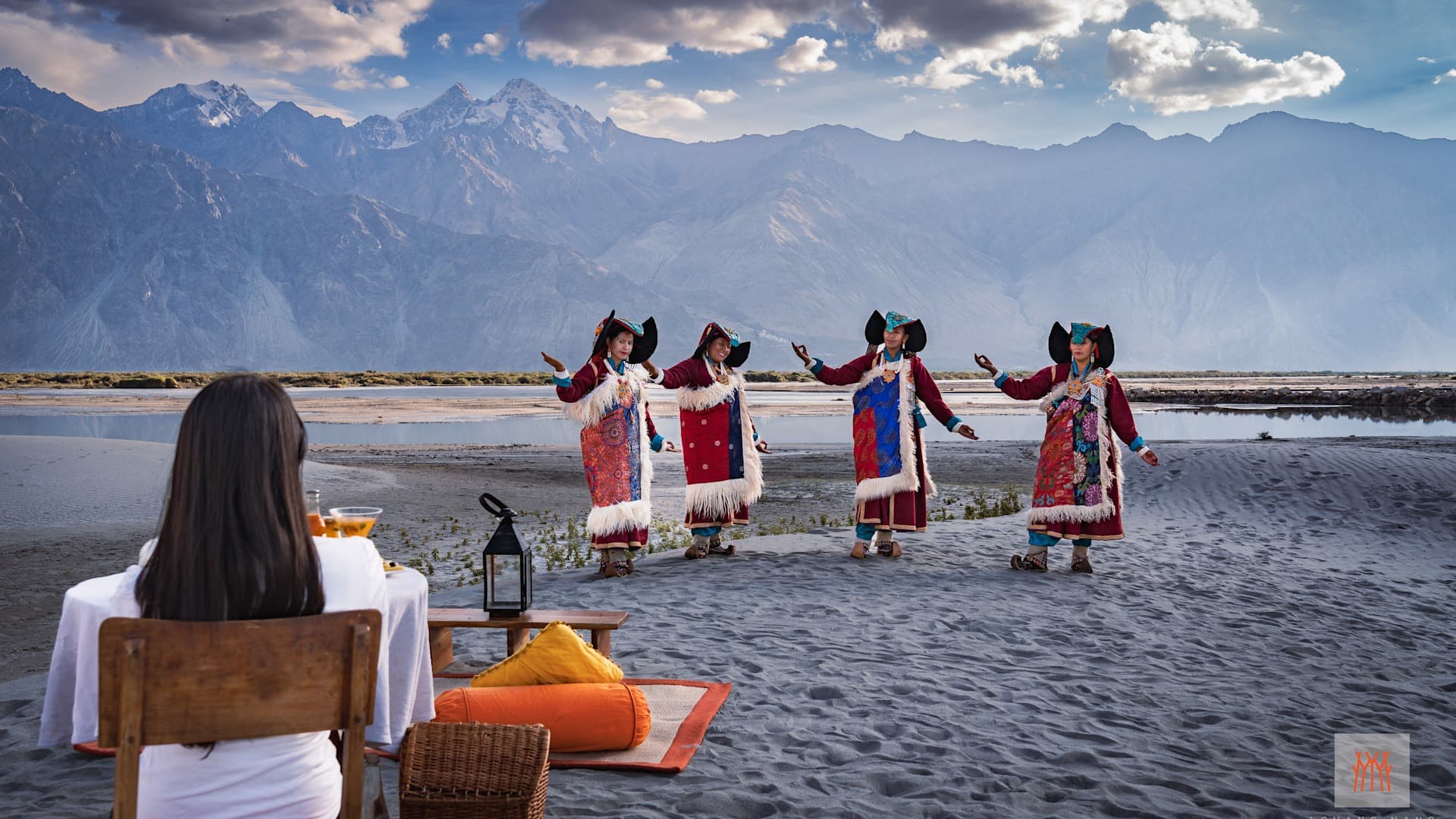 4 Nights 5 Days Ladakh Tour Package